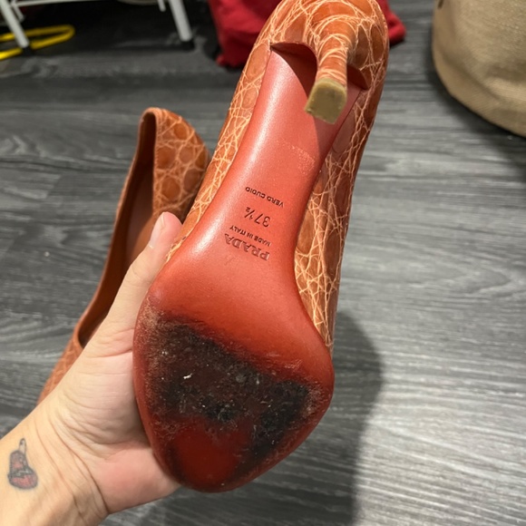 Prada heels 7.5 - Picture 4 of 6